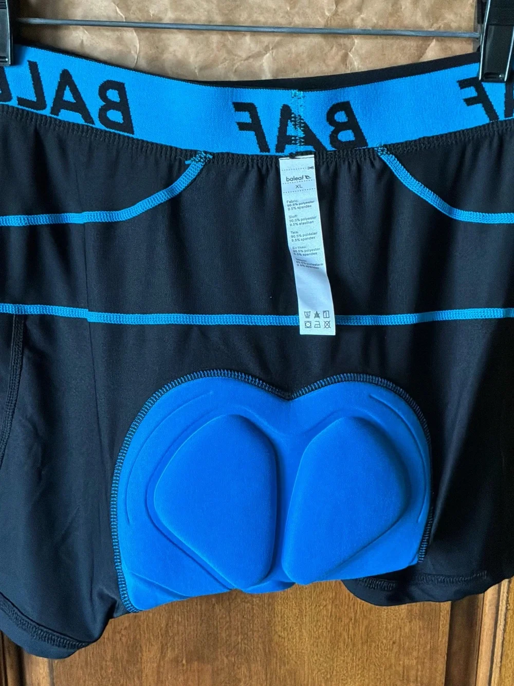 NWOT Baleaf 5” Padded Performance Spandex Cycling Bike Shorts BLACK + BLUE XL